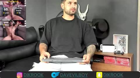 Snapshot of davevilboy chatting on March 12, 12:15 pm Daves online show from March 12, 12:15 pm