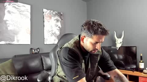 Snapshot of davevilboy chatting on January 13, 9:19 am Daves online show from January 13, 9:19 am