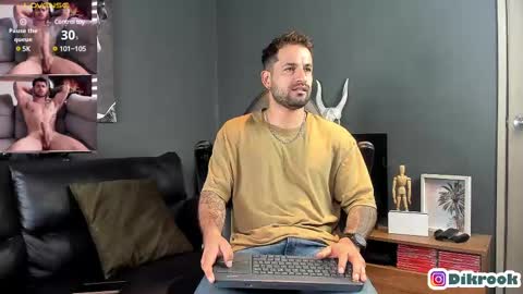 Snapshot of davevilboy chatting on February 17, 12:05 pm Daves online show from February 17, 12:05 pm