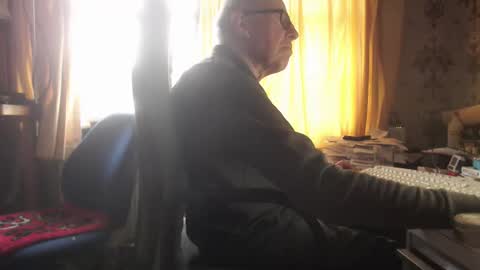 David online show from March 8, 4:22 pm