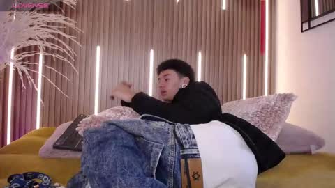 David online show from March 18, 12:44 pm