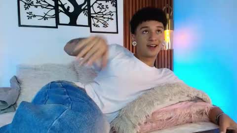 David online show from February 13, 1:14 pm