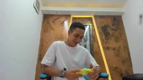 david_bigcock20 online show from February 15, 7:23 pm