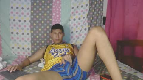 Snapshot of david_efrem chatting on December 3, 2:09 am david_efrem online show from December 3, 2:09 am