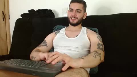 Snapshot of david_franco1 chatting on September 8, 9:58 pm Twitter davidsanctum online show from September 8, 9:58 pm