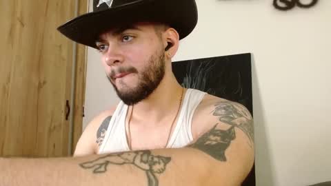 Twitter davidsanctum online show from February 20, 6:48 am