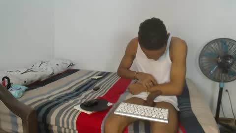 DavidSexxx777 online show from June 27, 9:32 pm