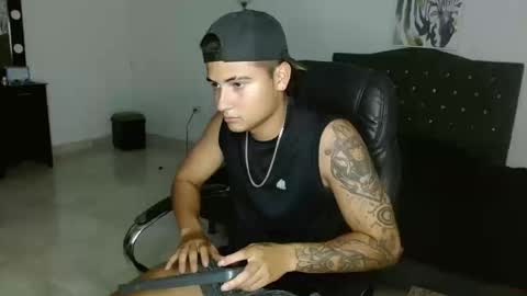 Snapshot of davidbless chatting on September 11, 12:23 am David Bless online show from September 11, 12:23 am