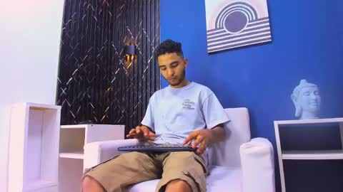 David online show from February 7, 12:39 pm