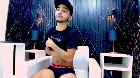David online show from February 20, 6:24 pm