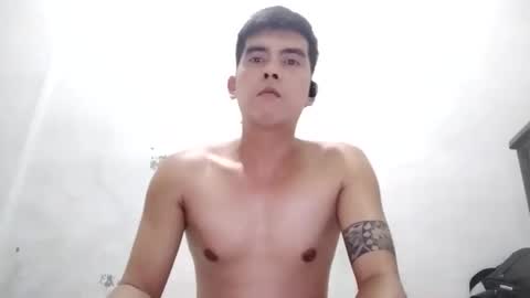 Snapshot of davidrocero chatting on December 5, 2:50 pm davidrocero online show from December 5, 2:50 pm