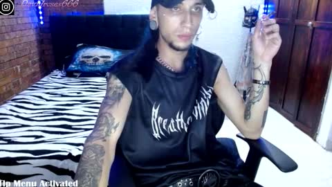   online show from November 19, 3:28 am