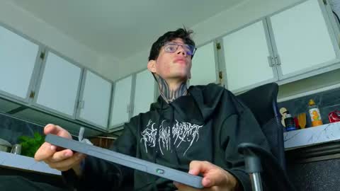 daviid_huge online show from February 21, 6:38 am