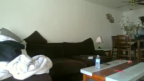 Snapshot of davpokeash chatting on February 17, 3:55 pm davpokeash online show from February 17, 3:55 pm