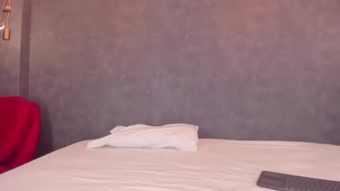 DAWA ANGELS online show from November 26, 3:15 am