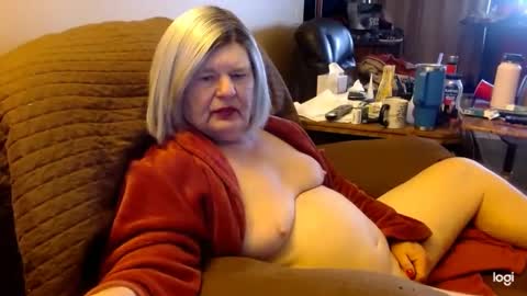 Snapshot of dawndoesall chatting on February 5, 5:09 pm dawndoesall online show from February 5, 5:09 pm