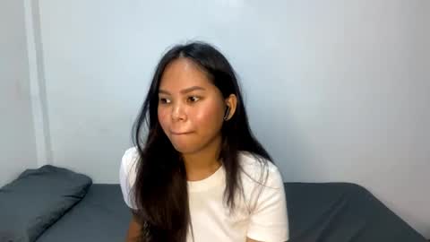 Penelope online show from May 18, 2:34 pm