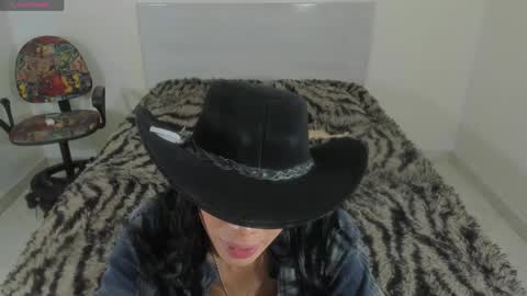 I am Dayanna  tecca online show from June 2, 12:45 am