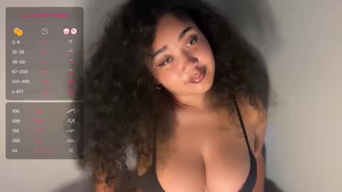 dayqueen1 online show from October 9, 9:42 pm