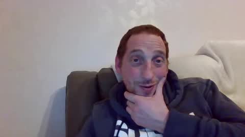 Snapshot of dazza2574 chatting on January 26, 1:09 am dazza2574 online show from January 26, 1:09 am