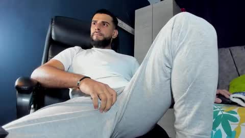 dcollins_ online show from November 12, 1:41 am