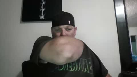 Snapshot of deango831 chatting on September 25, 2:29 am Deango online show from September 25, 2:29 am