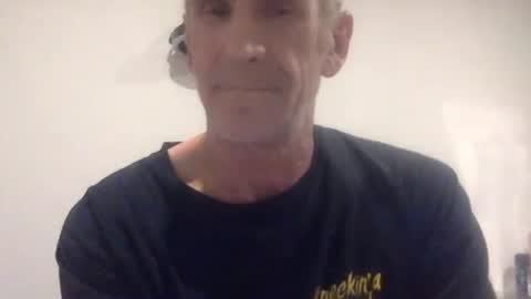 deanofflove221000 online show from September 24, 10:33 am