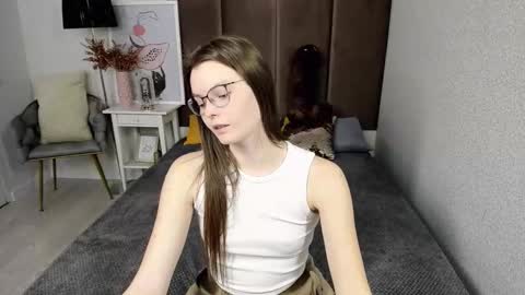 Jessica online show from November 7, 9:23 am