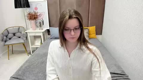 Jessica online show from October 31, 10:26 am