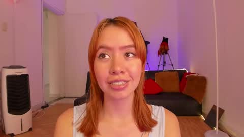 dearmilu28 online show from December 17, 2:55 pm