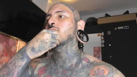    online show from February 9, 8:24 pm