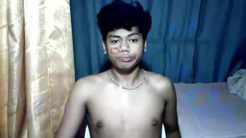 hi hello how are you online show from May 18, 1:28 pm