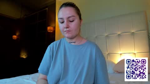 Debbie Mon Tue Fri Sun Sat GMT 3 1000am - 0400pm  online show from October 7, 5:31 pm