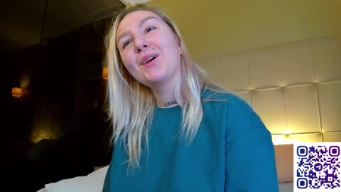 Debbie Mon Tue Fri Sun Sat GMT 3 1000am - 0400pm  online show from October 11, 6:33 pm