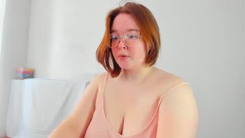 DeboraDebbieDee online show from June 29, 7:05 am