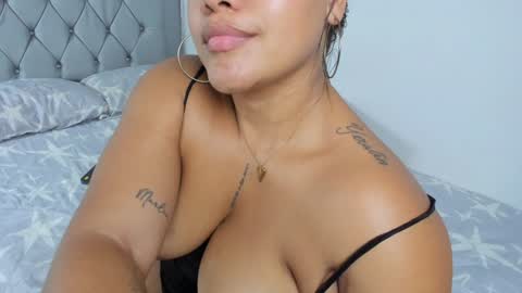 Snapshot of debora_buchanans chatting on January 8, 10:59 am Debora online show from January 8, 10:59 am