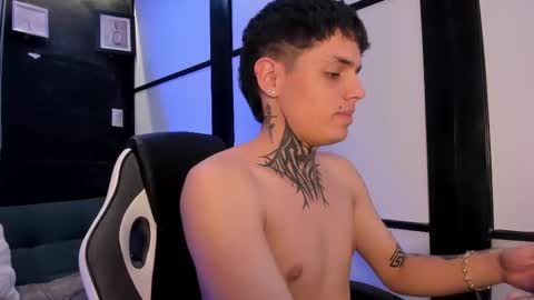 declan_fox online show from October 5, 4:03 pm