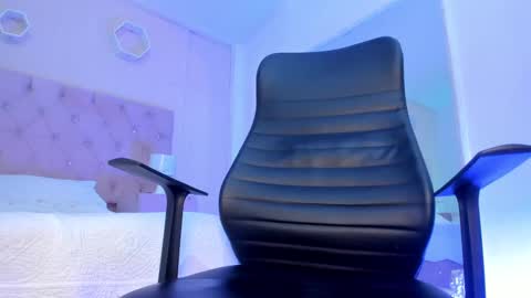 declan_fox online show from October 26, 7:20 am