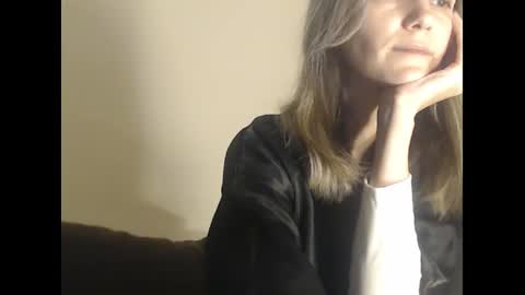 Deelightfull online show from January 22, 5:28 pm