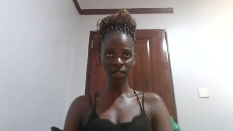 deenat online show from February 6, 11:35 am