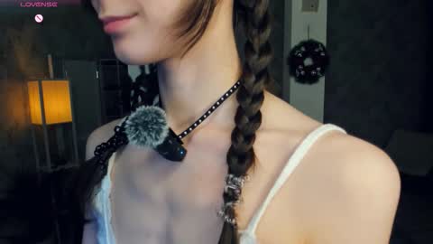 Amy online show from December 22, 7:53 pm