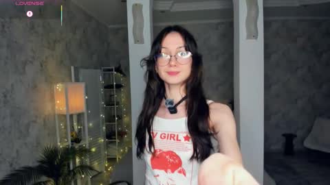 Amy online show from February 4, 7:40 pm