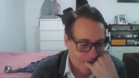 deimosmad online show from March 19, 4:23 pm