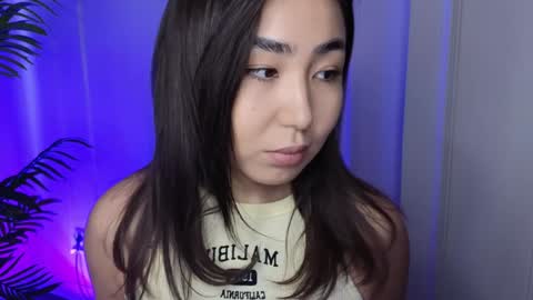 sexy bimbo little kitty asian misstress quen princes sexy girl you can just call me pleasure online show from December 17, 6:35 am