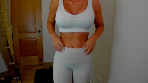 Snapshot of deisy_madrid chatting on January 20, 5:59 pm deisymadrid online show from January 20, 5:59 pm