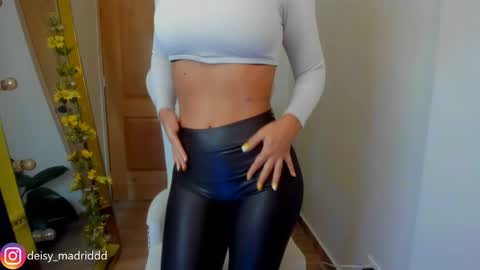 deisymadrid online show from January 31, 8:28 pm