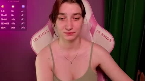 Princess Potato online show from October 23, 5:42 am