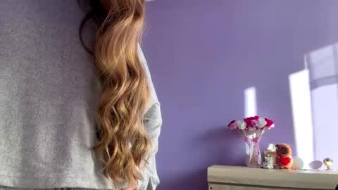 Mila online show from March 2, 7:15 am