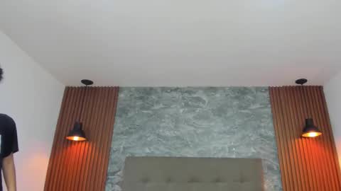 D E L A Y L  A online show from October 21, 12:21 pm