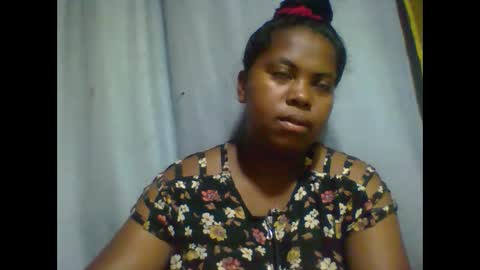 deliah712909 online show from March 10, 1:21 pm